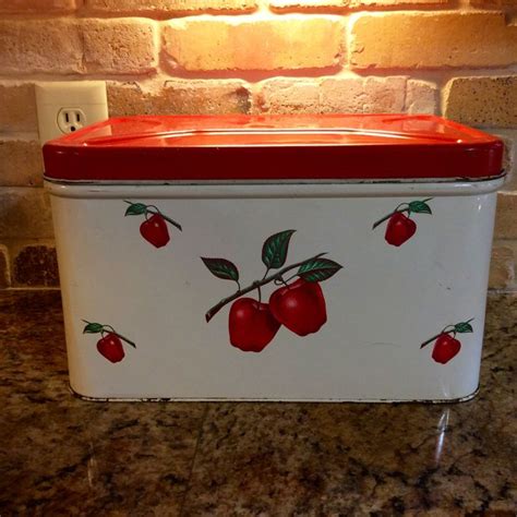 1950's metal bread box|old fashioned metal bread box.